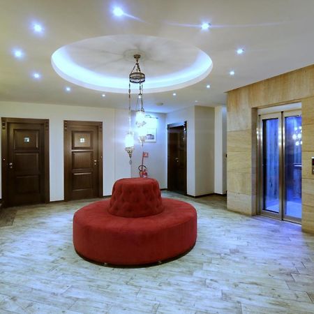 Hotel Happy Gjakova Екстериор снимка