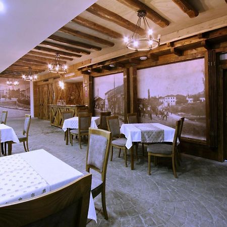 Hotel Happy Gjakova Екстериор снимка