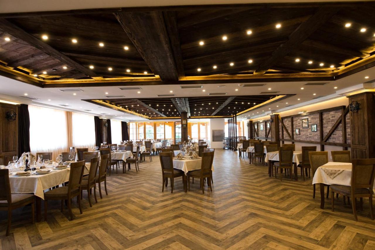Hotel Happy Gjakova Екстериор снимка