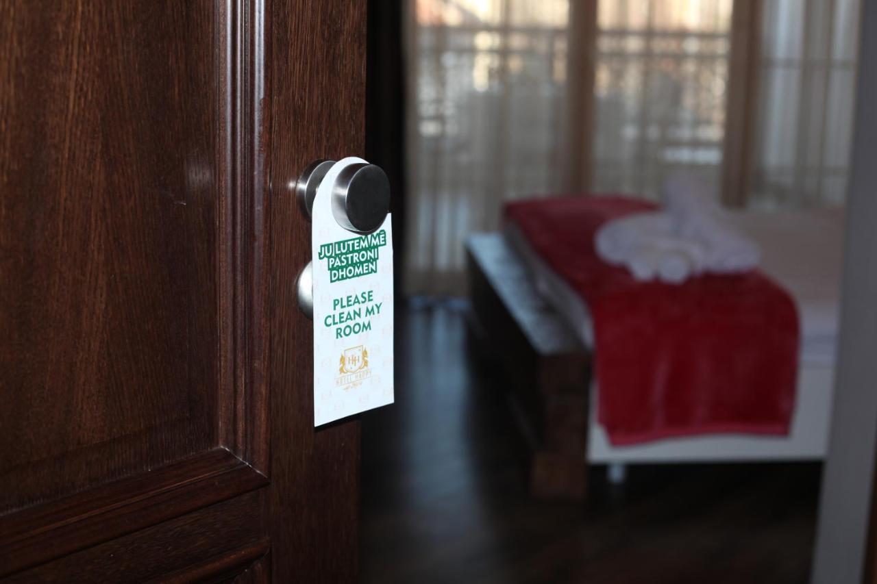 Hotel Happy Gjakova Екстериор снимка