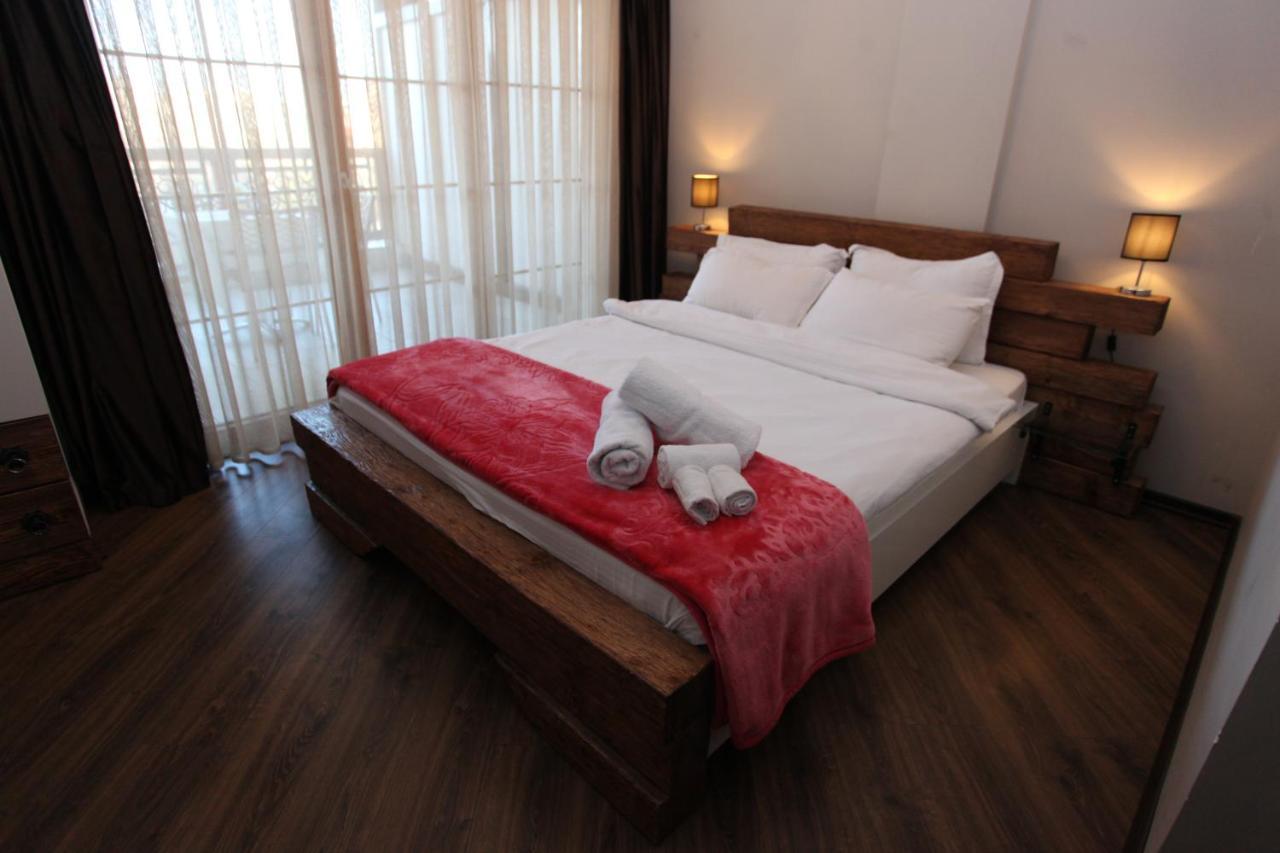 Hotel Happy Gjakova Екстериор снимка