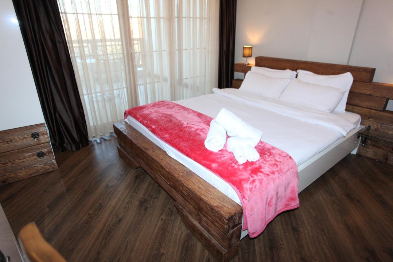 Hotel Happy Gjakova Екстериор снимка