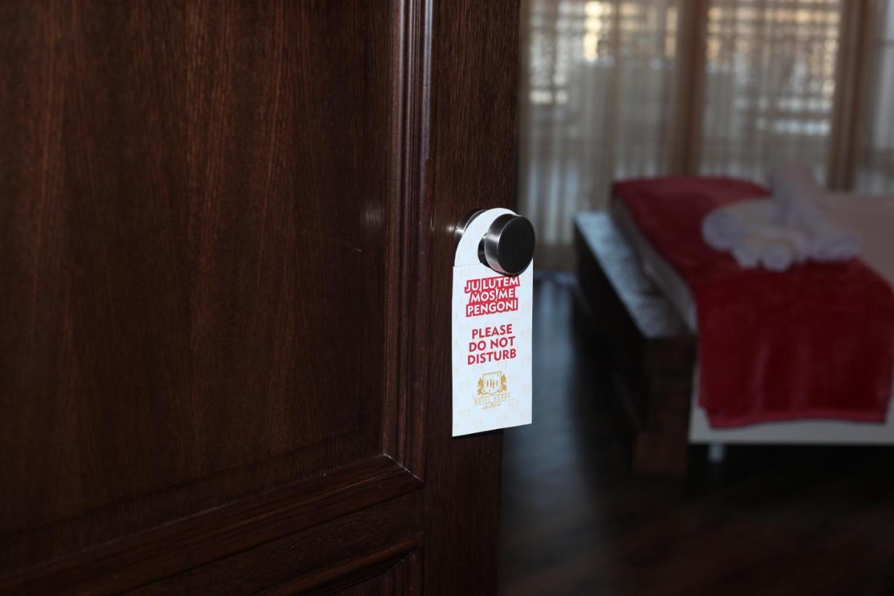 Hotel Happy Gjakova Екстериор снимка