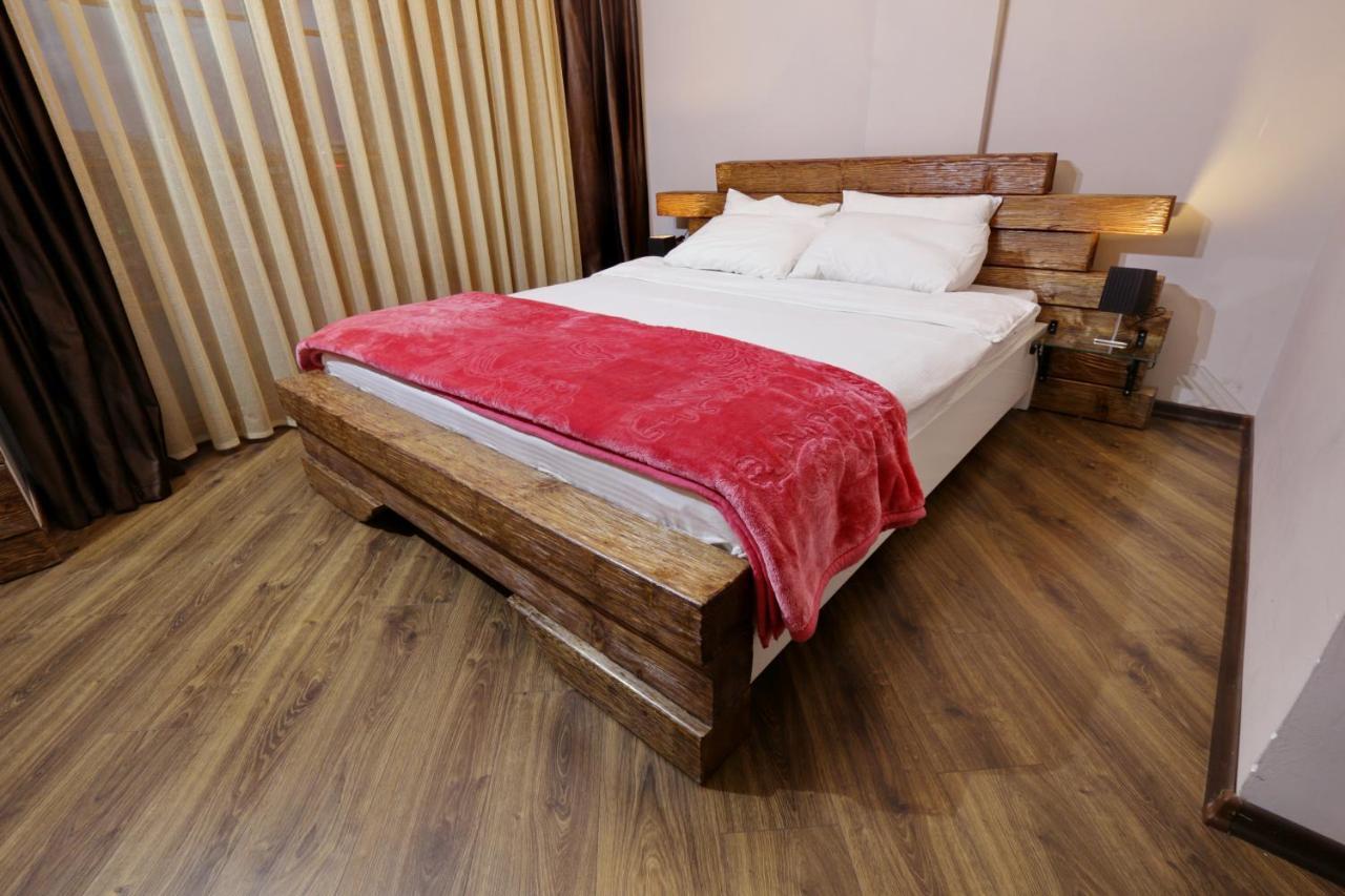 Hotel Happy Gjakova Екстериор снимка